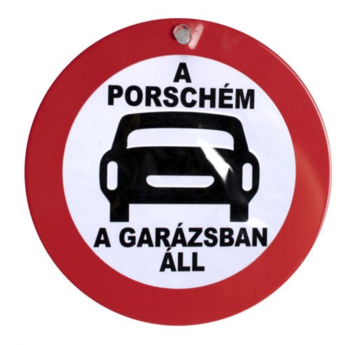 KRT.A PORSCHÉM A GARÁZSBAN